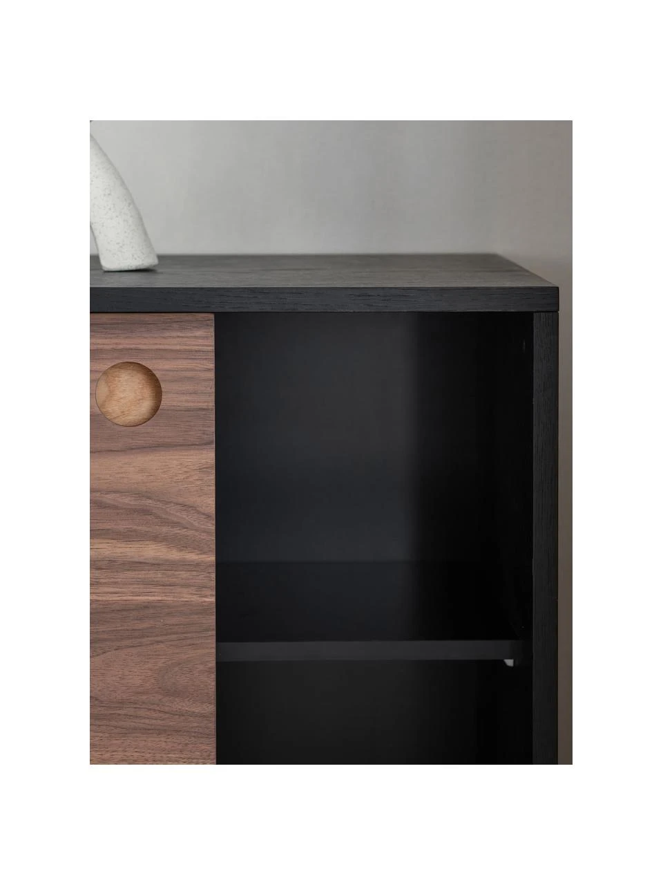 Enfilade avec 2 portes coulissantes Barbican, larg. 160 x haut. 75 cm 4 Enfilade avec 2 portes coulissantes Barbican, larg. 160 x haut. 75 cm – Image 4