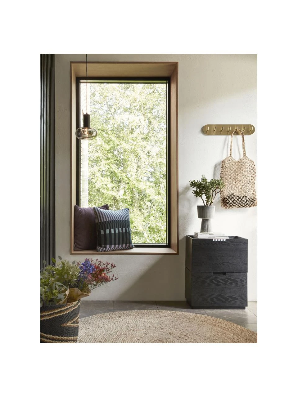 Hübsch Porte-manteau avec 7 crochets métalliques Form, larg. 50 x haut. 10 cmSeulement 1 produit disponible 2 Hübsch Porte-manteau avec 7 crochets métalliques Form, larg. 50 x haut. 10 cmSeulement 1 produit disponible – Image 2