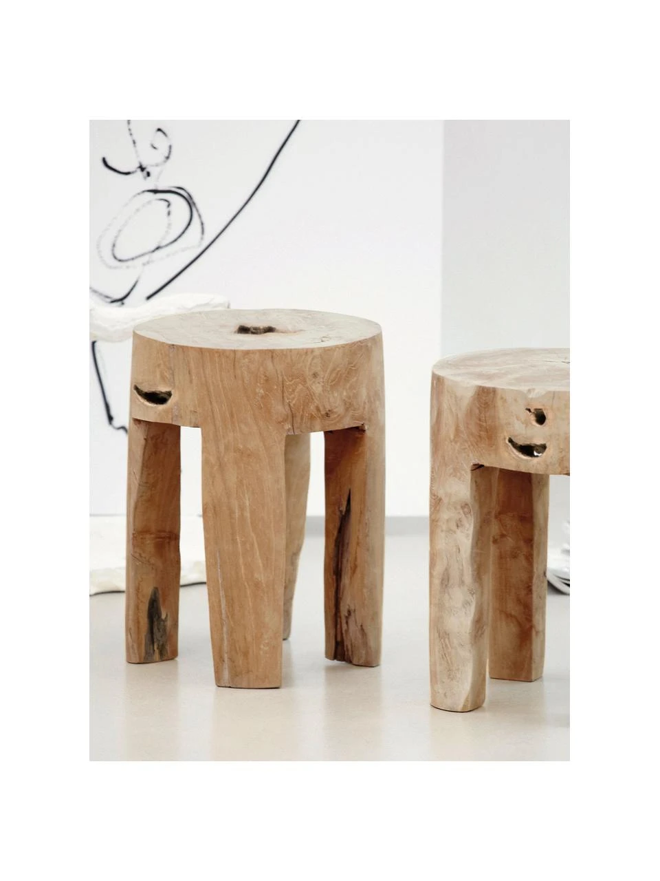 Jan Kurtz Tabouret en bois de teck Java, Ø 30 x haut. 40 cmDisponibilité limitée 2 Jan Kurtz Tabouret en bois de teck Java, Ø 30 x haut. 40 cmDisponibilité limitée – Image 2